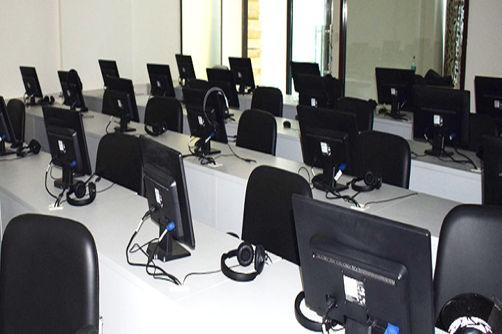 Central University of Haryana, Mahendergarh IT Lab at Central University of Haryana Mahendergarh